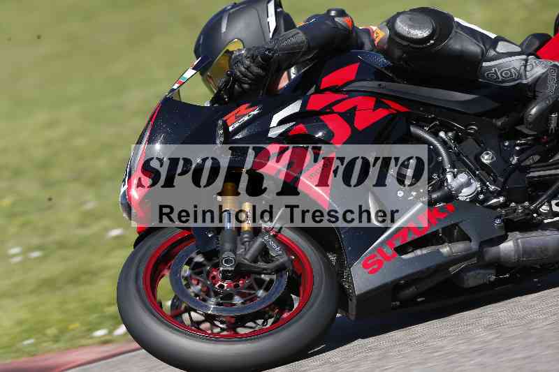 /43 08.08.2025 Discover the Bike ADR/Race 3 rot/34